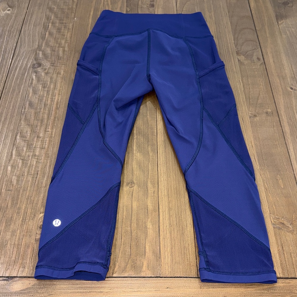 Lululemon Fast As Light Crop - Picture 6 of 14